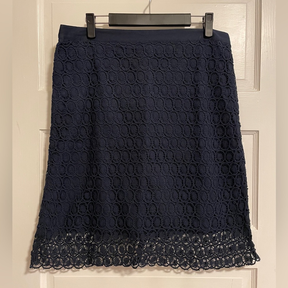 Ann Taylor LOFT Navy Blue Lace Skirt (Size 12)